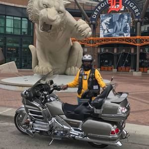 Meet your Posher, Faron